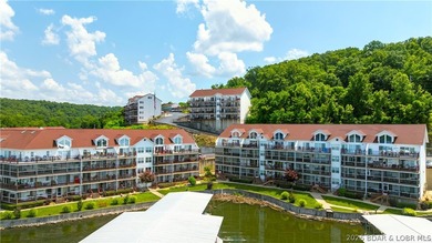 Beautiful 3-bedroom, 2-bath lakefront condo at Clearwater - photo 43