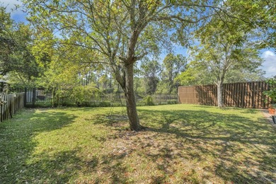 This stunning 4BR/3.5BA home in Eagle Bay offers style and - photo 44