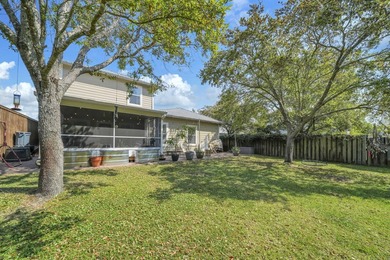 This stunning 4BR/3.5BA home in Eagle Bay offers style and - photo 48