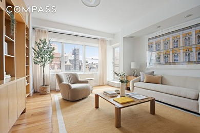 Graciously scaled and filled with natural light, Residence 17A - photo 11
