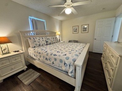 Priced $90,000 below comparable one-bedroom units in the complex - photo 12