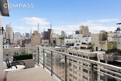 Graciously scaled and filled with natural light, Residence 17A - photo 13