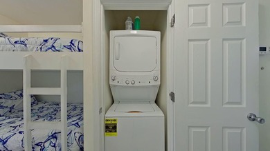 Priced $90,000 below comparable one-bedroom units in the complex - photo 17