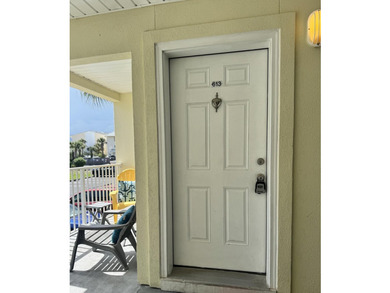 Priced $90,000 below comparable one-bedroom units in the complex - photo 21