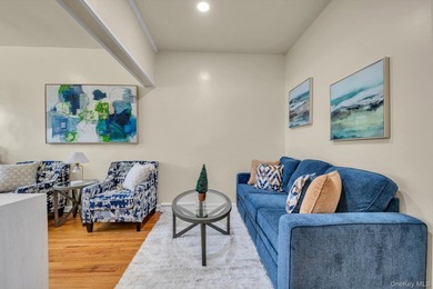 Welcome to this classic, all-brick semi-attached townhouse in - photo 4
