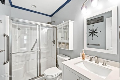 Great corner lot home in centrally located established - photo 27