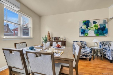 Welcome to this classic, all-brick semi-attached townhouse in - photo 7