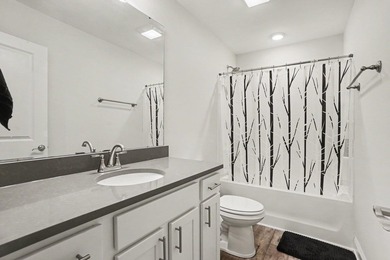 Welcome to this exceptional 5-bedroom, 3-bathroom home located - photo 28