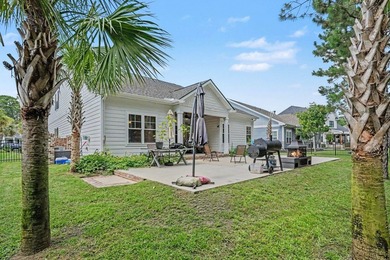 Welcome to this exceptional 5-bedroom, 3-bathroom home located - photo 32