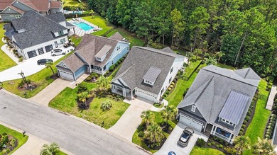 Welcome to this exceptional 5-bedroom, 3-bathroom home located - photo 35