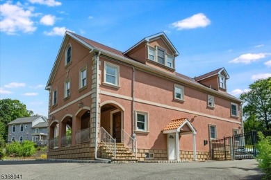 Lake Home For Sale in Jefferson, New Jersey
