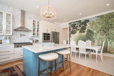 BEAUTIFUL home with STUNNING views of the Highlands Lake! No - photo 16