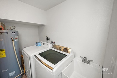 Beautifully remodeled home on 1.7 private acres with no HOA and - photo 19