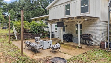 Beautifully remodeled home on 1.7 private acres with no HOA and - photo 26