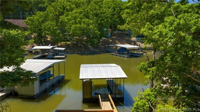 Tucked along a quiet cove at the 3 MM, 131 Walnut Drive is the - photo 32