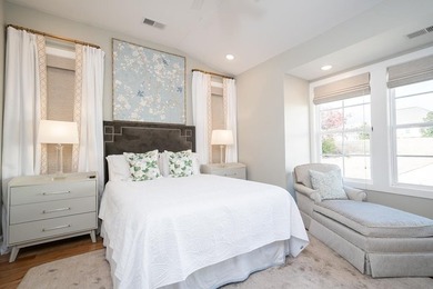 BEAUTIFUL home with STUNNING views of the Highlands Lake! No - photo 34