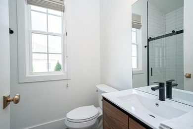 BEAUTIFUL home with STUNNING views of the Highlands Lake! No - photo 37