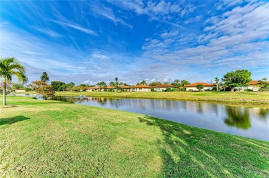 Lake Condo For Sale in Bradenton, Florida