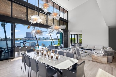 A spectacular modern waterfront estate commanding a premier - photo 12