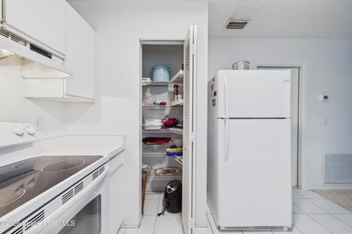 Adorable Lil Doll House for Starter Home or Investor or - photo 16