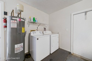 Adorable Lil Doll House for Starter Home or Investor or - photo 29