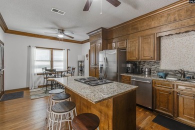 Welcome to this ultimate 4 bed/4.5 bath Lake Murray retreat with - photo 12