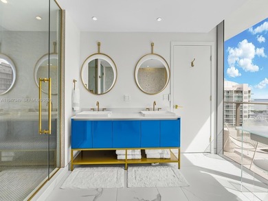 Soak in panoramic sunrise-to-sunset views of the Downtown Miami