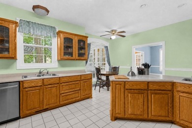 Golf-Community Living, Generous Space, and Great Potential come - photo 14
