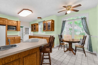 Golf-Community Living, Generous Space, and Great Potential come - photo 15