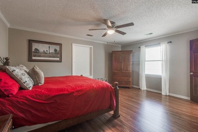 Welcome to this ultimate 4 bed/4.5 bath Lake Murray retreat with - photo 35