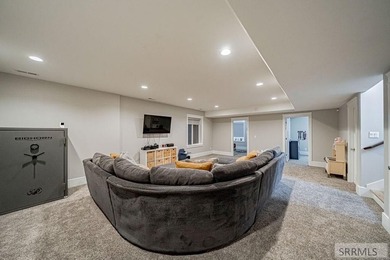 Parade of Homes 2020! This is a must see! Situated on a spacious - photo 37