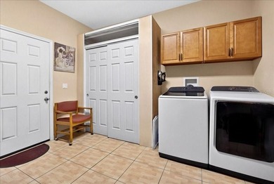 Stunning Estate Home on Double Lot - Space, Elegance & Comfort - photo 49