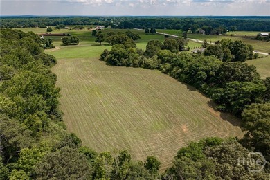 If you're looking for the perfect blend of open pasture and - photo 11