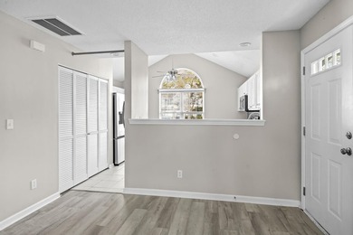 Charming 3BR/2BA End-Unit Townhome in Pawleys Place - Prime - photo 12
