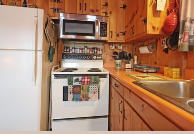Charming Schroon Lakefront Chalet! Step back into Adirondack - photo 13