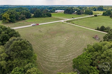 If you're looking for the perfect blend of open pasture and - photo 14