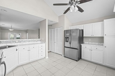 Charming 3BR/2BA End-Unit Townhome in Pawleys Place - Prime - photo 16