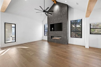 Exceptional Custom Lakeview Estate just moments from Bellwood - photo 18