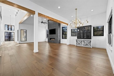 Exceptional Custom Lakeview Estate just moments from Bellwood - photo 20