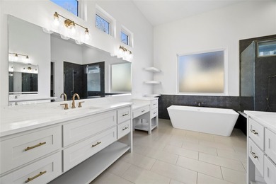 Exceptional Custom Lakeview Estate just moments from Bellwood - photo 21