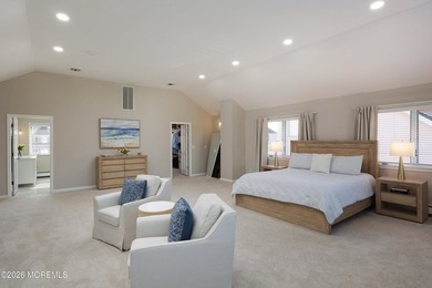 Completely renovated from top to bottom and perfectly positioned - photo 23