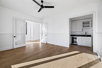 Exceptional Custom Lakeview Estate just moments from Bellwood - photo 27