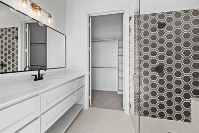 Exceptional Custom Lakeview Estate just moments from Bellwood - photo 32