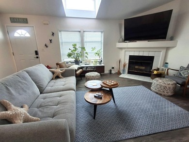 Call for appt to view. This adorable 3BD/2BA home is the perfect - photo 3