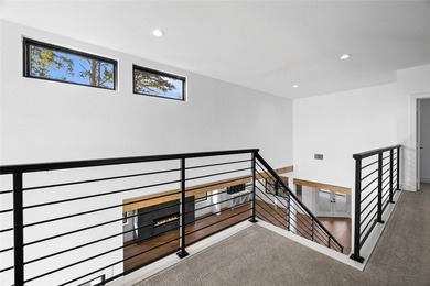 Exceptional Custom Lakeview Estate just moments from Bellwood - photo 40