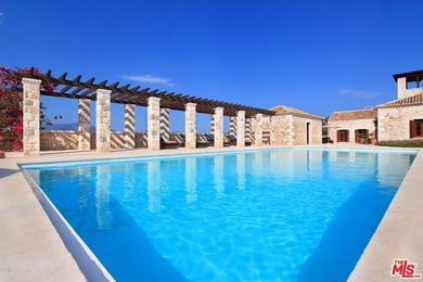 (private lake, pond, coastal) Home For Sale in  California