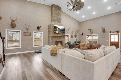 This expansive residence in Warsaw, MO, offers a harmonious - photo 18