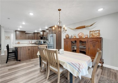 This expansive residence in Warsaw, MO, offers a harmonious - photo 31