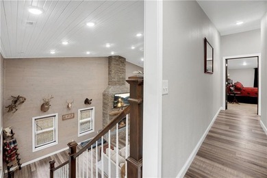 This expansive residence in Warsaw, MO, offers a harmonious - photo 49
