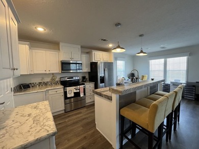 Welcome to Mid Florida Lakes a 55+ age-qualified active and - photo 3